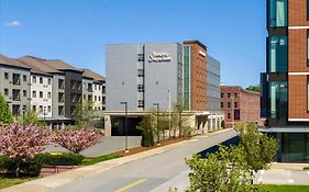 Hampton Inn & Suites-Worcester, Ma